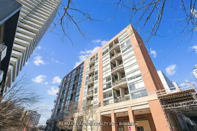 18 Merton Street 906, Toronto C10, On M4s 3g9