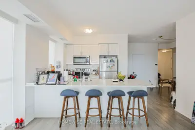 1603 Eglinton Avenue W 305, Toronto C03, On M6e 0a1