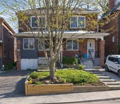 261 Castlefield Avenue, Toronto C03, ON M4R 1G6