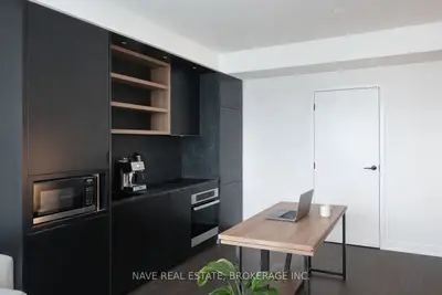 55 Charles Street E 3613, Toronto C08, On M4y 0j1