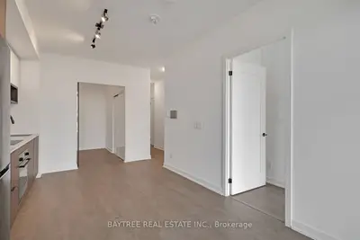 5 Defries Street 303, Toronto C08, On M5a 3r4