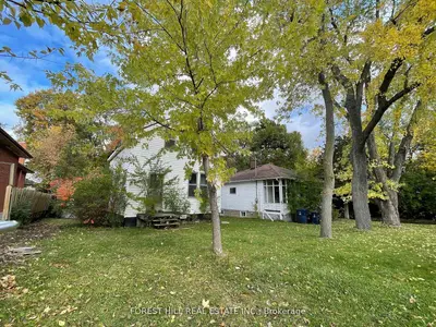 192+194 Pemberton Avenue, Toronto C14, On M2m 1y8