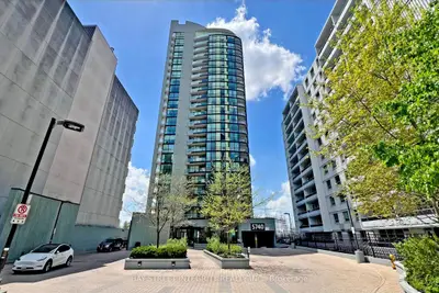 5740 Yonge Street 1701, Toronto, On M2m 0b1