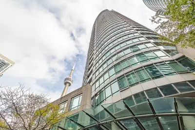 361 Front Street W 1710, Toronto C01, ON M5V 3R5