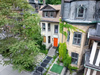 584 Church Street, Toronto C08, On M4y 2e5