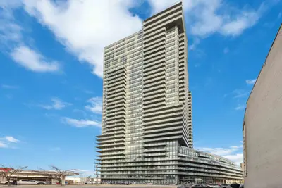 825 Church Street 1707, Toronto C09, On M4w 3z4