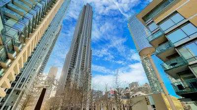 11 Yorkville Avenue 1010, Toronto C02, On M4w 1l2