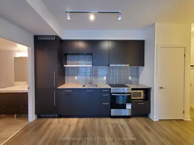 365 Church Street 313, Toronto C08, On M5b 0b5
