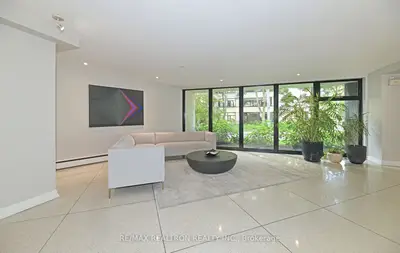 581 Avenue Road 501, Toronto, On M4v 2k4