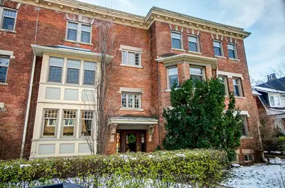 48 Lawton Boulevard 12, Toronto C02, On M4v 1z5