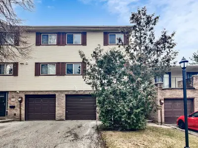 130 Jenny Wren Way, Toronto C15, On M2h 2z2