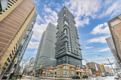 634 Church Street 3702, Toronto C08, On M4y 0g9