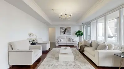 35 Balmuto Street 3302, Toronto, On M4y 0a3