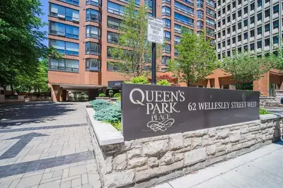 62 Wellesley Street W 803, Toronto C01, ON M5S 2X3