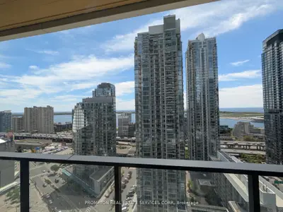 1 Concord Cityplace Way 2509, Toronto C01, On M5v 0x3