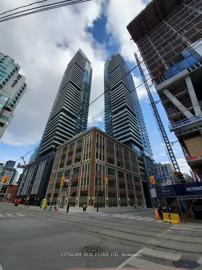 115 Blue Jays Way 1706, Toronto C01, On M5v 0n4