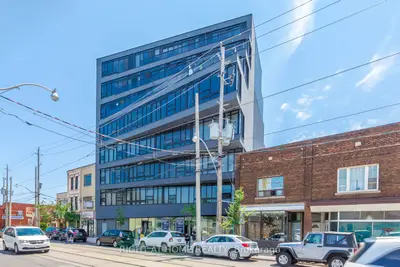 1239 Dundas Street W 302, Toronto C01, On M6j 0e8