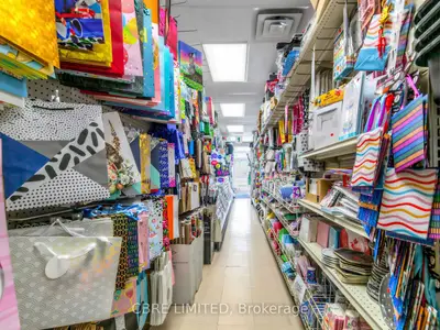 898 Eglinton Avenue, Toronto C04, On M6c 2b6