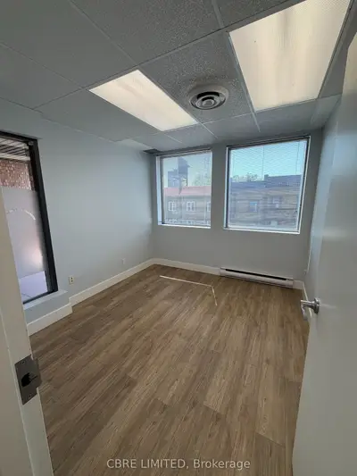 1055 Yonge Street 301, Toronto, On M4w 2l2