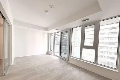 634 Church Street 2511, Toronto C08, On M4y 2g3