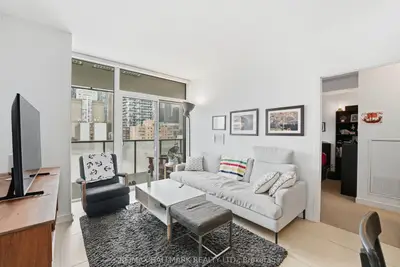 1 Market Street 915, Toronto C08, On M5e 0a2