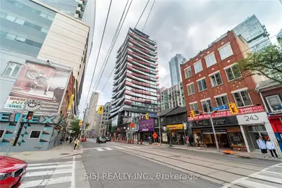 215 Queen Street W 905, Toronto C01, On M5v 1z5