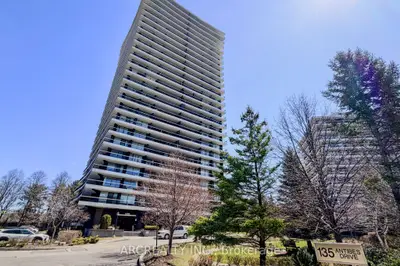 135 Antibes Drive 1402, Toronto C07, On M2r 2z1