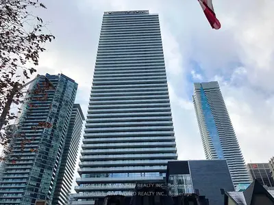 50 Charles Street E 1804, Toronto C08, On M4y 0c3
