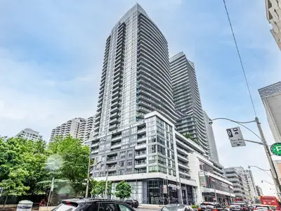 98 Lillian Street 1520, Toronto C10, On M4s 0a5