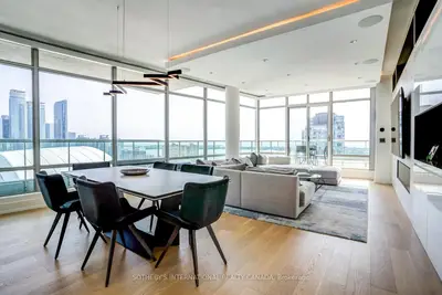 81 Navy Wharf Court 3801, Toronto C01, On M5v 3s1