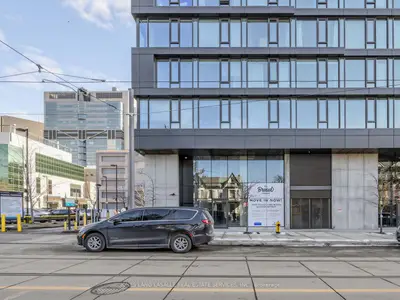 195 Mccaul Street, Toronto, On N5t 1w6