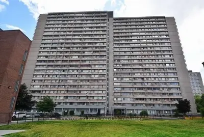 10 Sunny Glenway Way 1703, Toronto C11, On M3c 2z3
