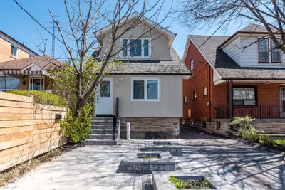 301 Robina Avenue Main And 2nd, Toronto C03, On M6c 3z2