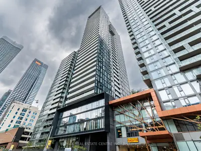 28 Wellesley Street 3302, Toronto C08, ON M4Y 1G3