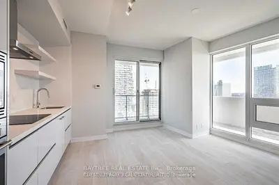 2221 Yonge Street 2202, Toronto C10, On M4s 2b4