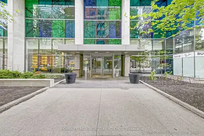 37 Grosvenor Street 3101, Toronto C01, On M4y 3g5
