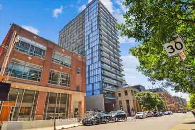 105 George Street 1011, Toronto C08, On M5a 0l4