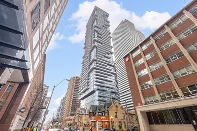 634 Church Street 3902, Toronto C08, On M4y 2g3