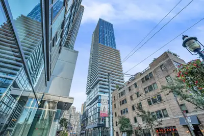 89 Church Street 2807, Toronto C08, On M5c 0b7
