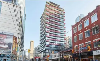215 Queen Street W 502, Toronto C01, On M5v 1z4