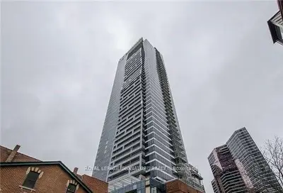 5 St Joseph Street 4002, Toronto C01, On M4y 1j6