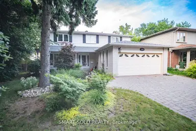 120 Abbeywood Trail, Toronto C13, On M3b 3b5