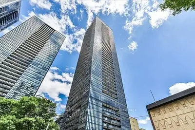 101 Charles Street E 4011, Toronto C08, On M4y 0a9