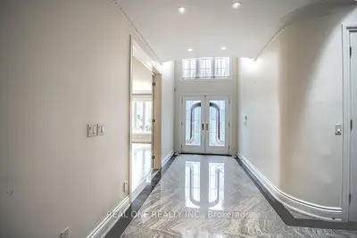 50 Yorkminster Road, Toronto, On M2p 1m3
