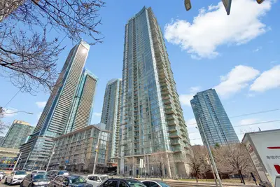 35 Mariner Terrace 2712, Toronto C01, On M5v 3v9
