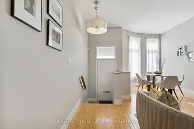 488 King Street E, Toronto, On M5a 1l8