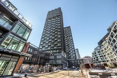 1 Quarrington Lane 3208, Toronto C13, On M3c 0s4
