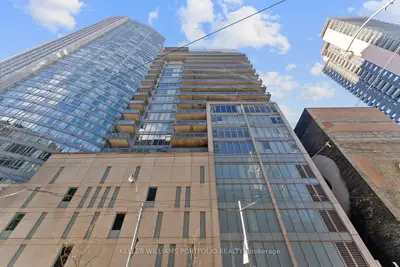 220 Victoria Street 1002, Toronto C08, On M5b 2r6