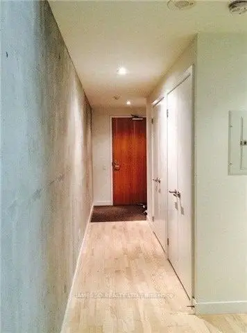 138 Princess Street 607, Toronto C08, On M5a 0b1