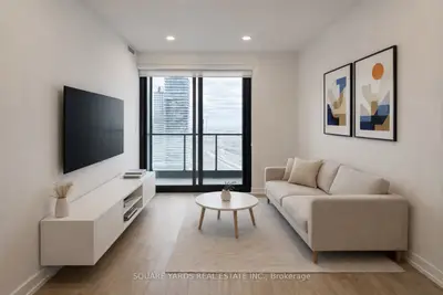 35 Parliament Street 2312, Toronto C08, On M5a 0z5